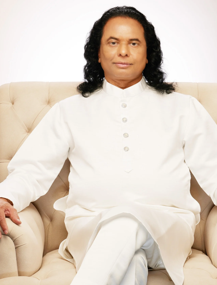 dahryn-divine connection-image1-guruji